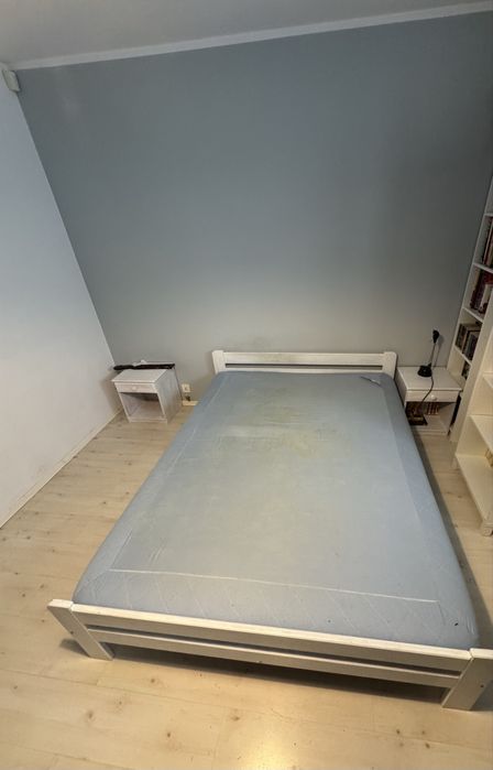 Rama łóżka z materacem 160x200 + dwie szafki nocne