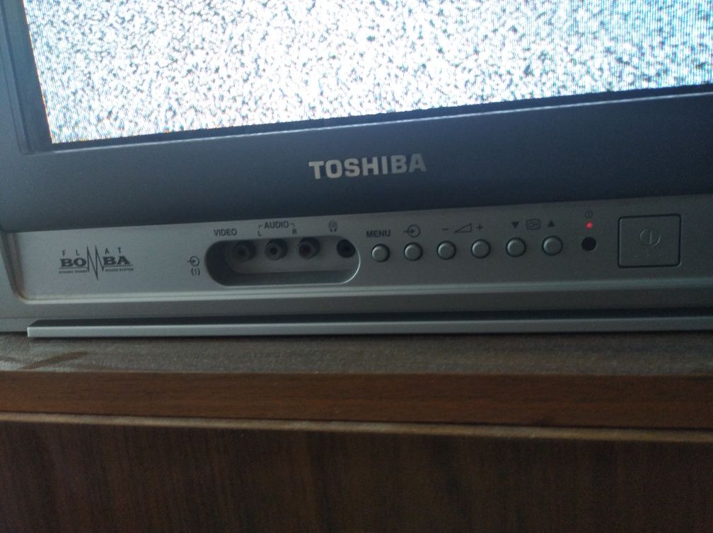 Телевізор Toshiba 15LZR28