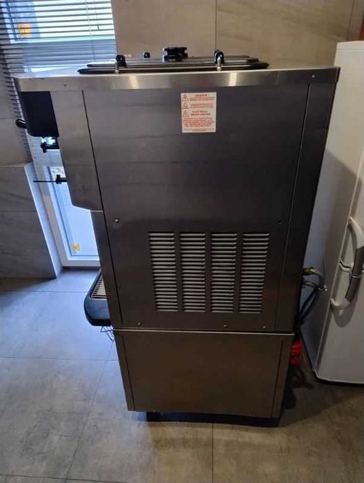 Sprzedam maszynę do lodów TAYLOR 723