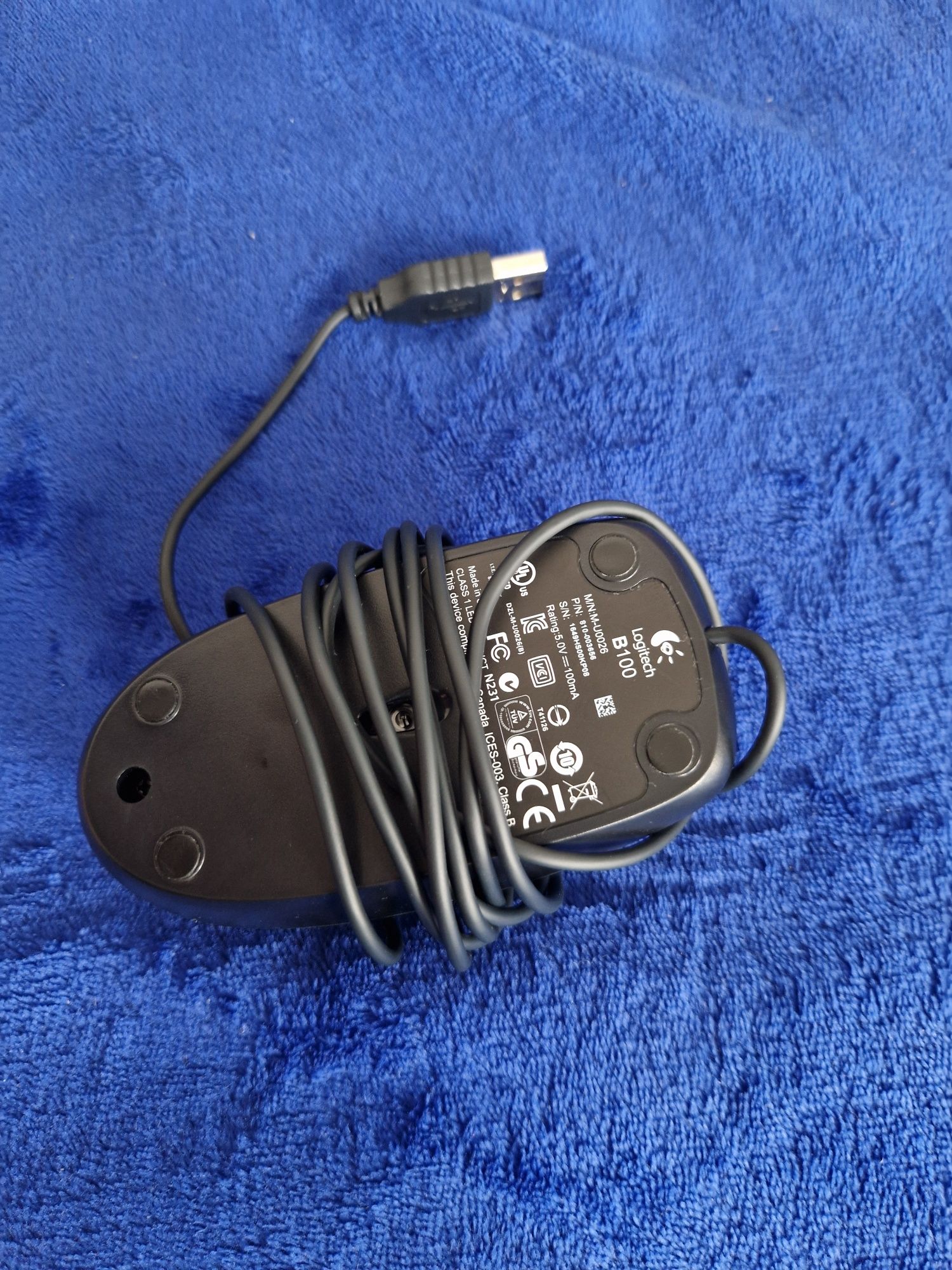 Myszka logitech przewodowa