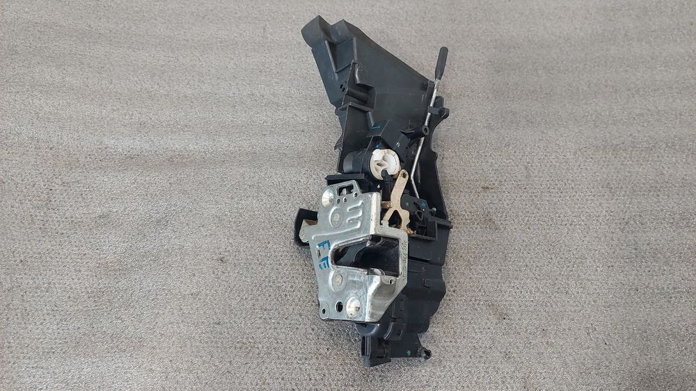 Fechadura / fecho porta frente esquerdo MERCEDES-BENZ Classe E Carrinh