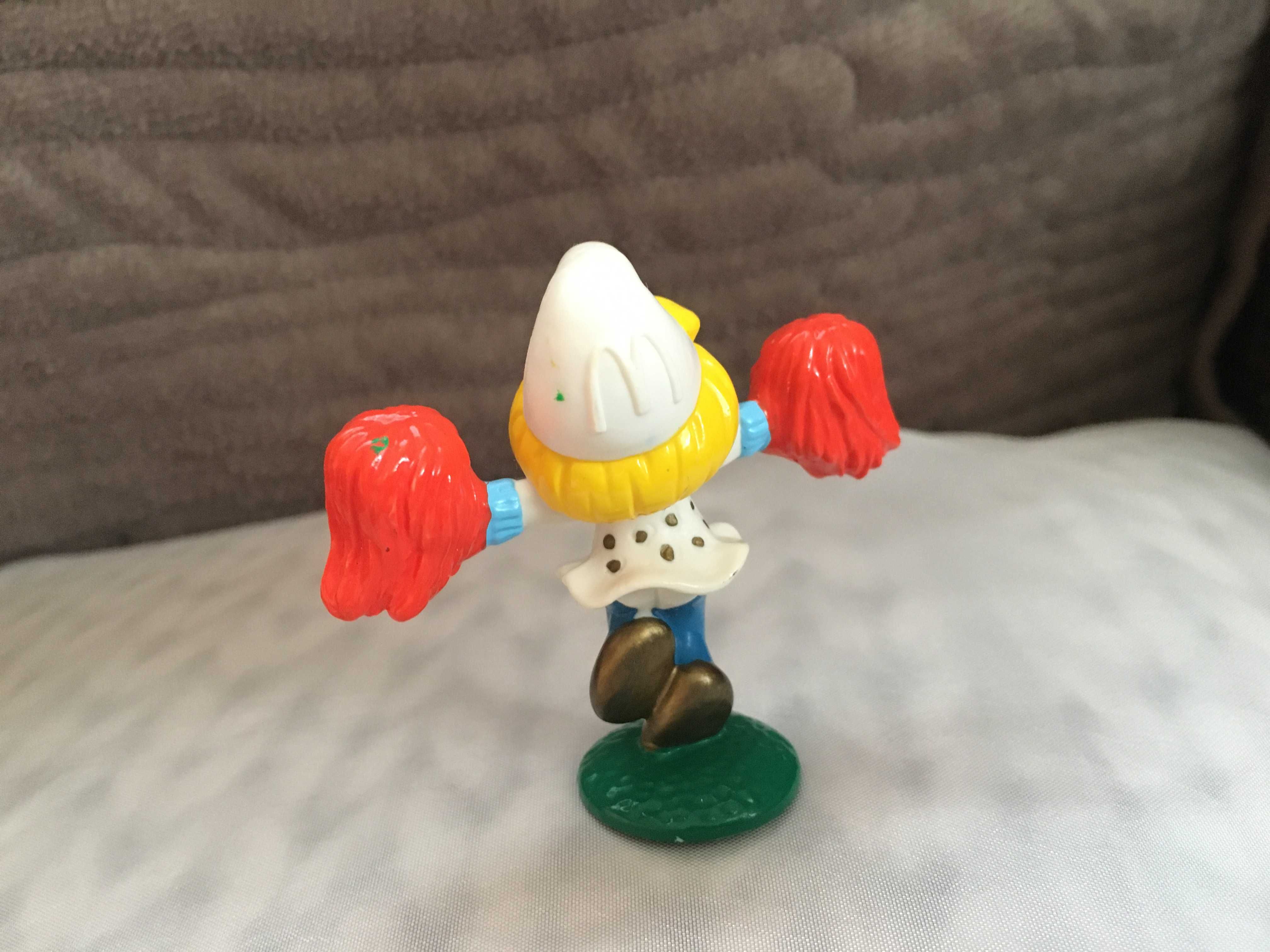 Figurka Smerfy - Smerfetka cheerleaderka z pomponami