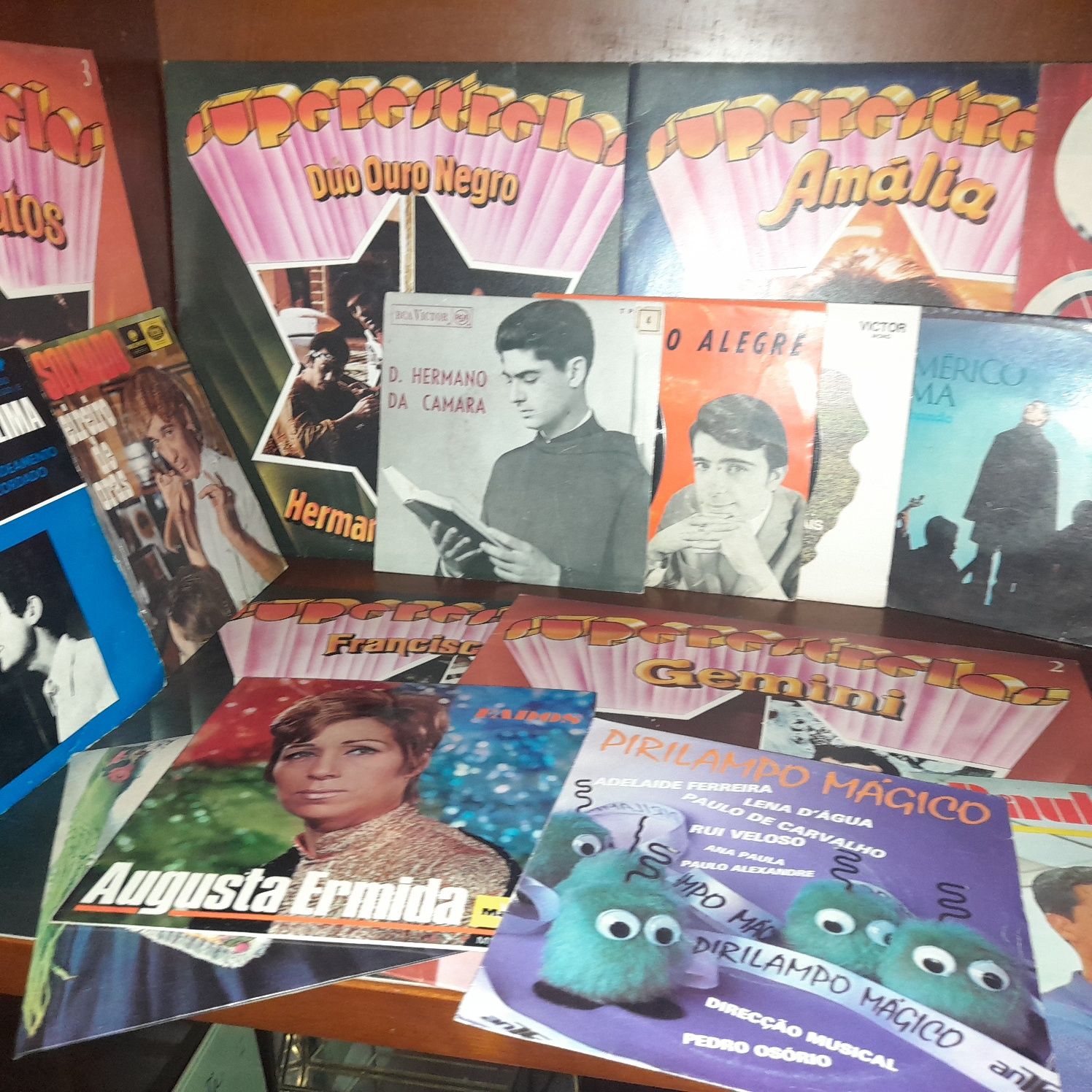 Lote  Disco vinil  musica protuguesa como novo por  80 €