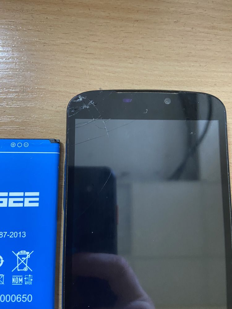Продам телефон Doogee x6 pro