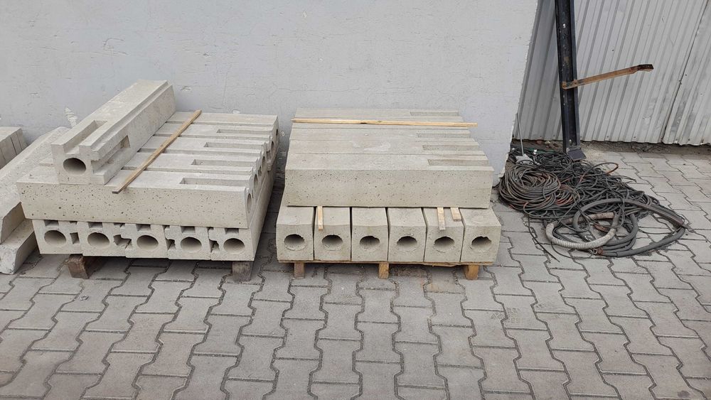 Płyta betonowa podmurówka gładka z ramką