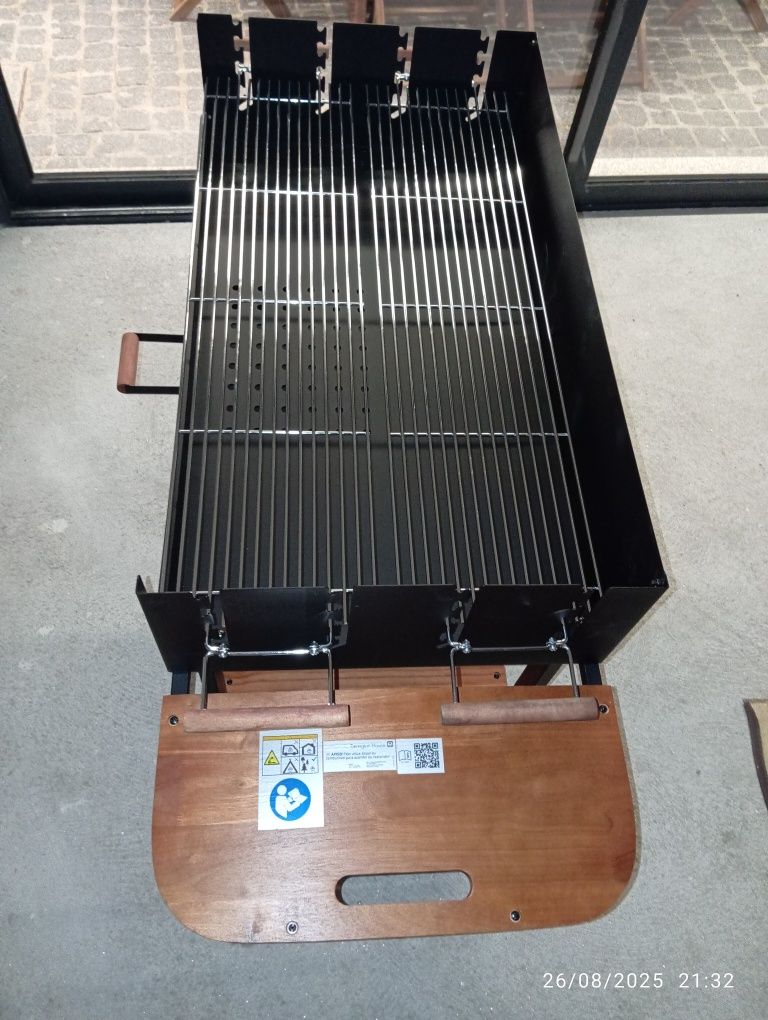 Vendo assador a carvão XL