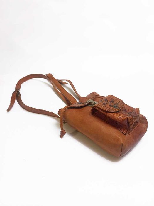 Mochila Pequena Pele Castanho