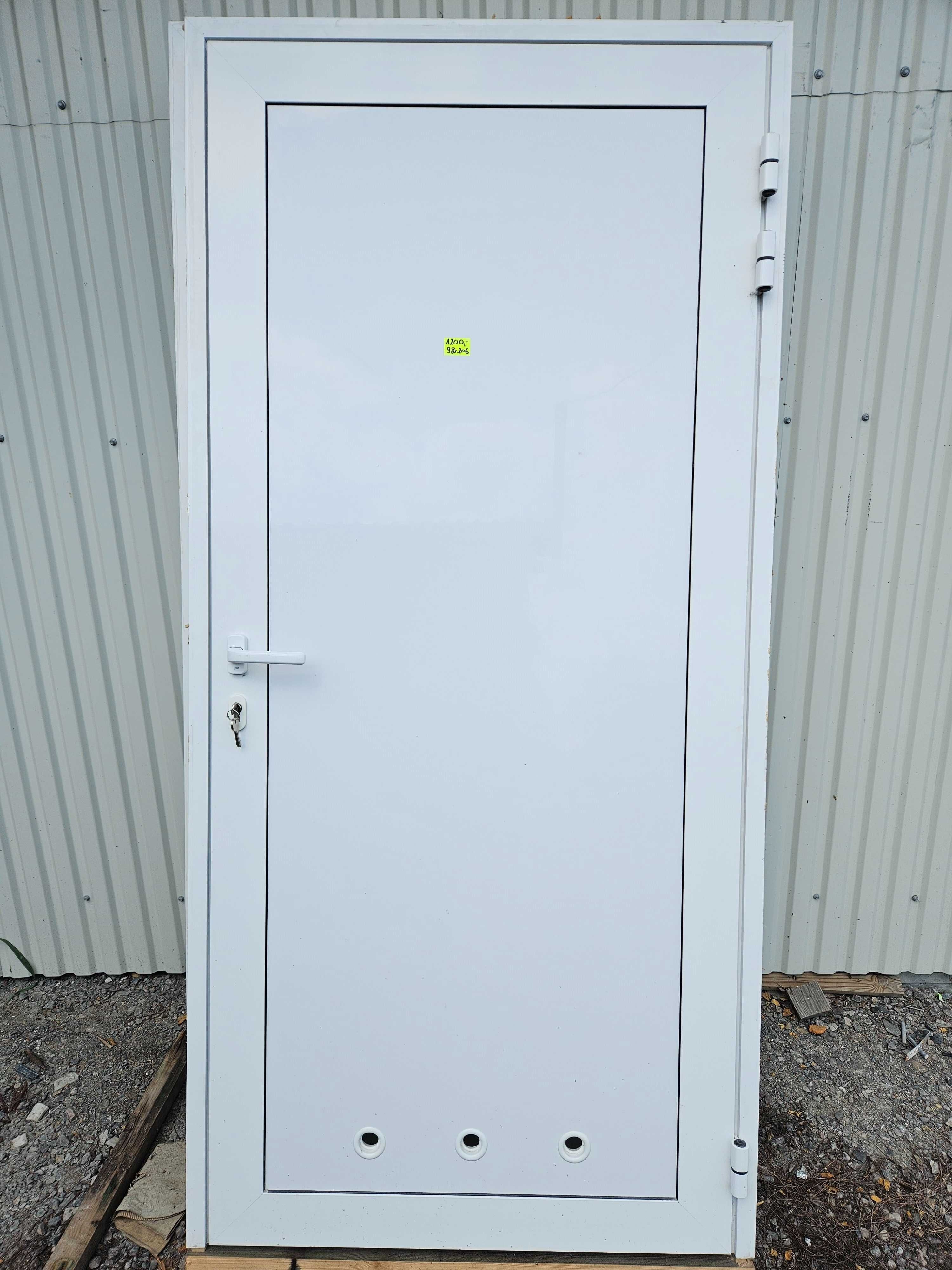 DRZWI Zewnętrzne Aluminiowe Wejściowe Pełne 98x206m 3 sztuki Białe