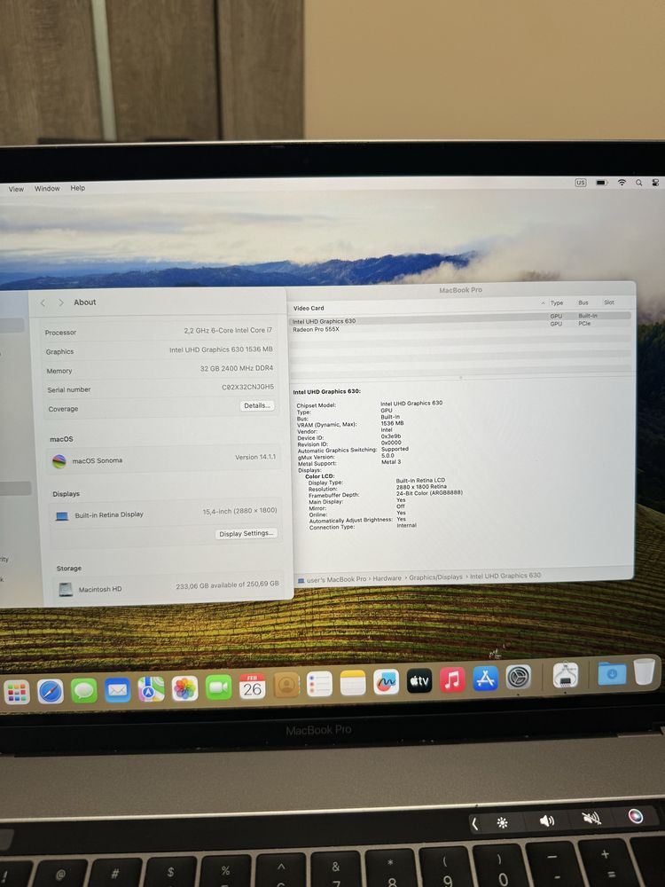Macbook pro 15 2018 core i7 2,2ghz 32/256gb amd pro 555x 4gb