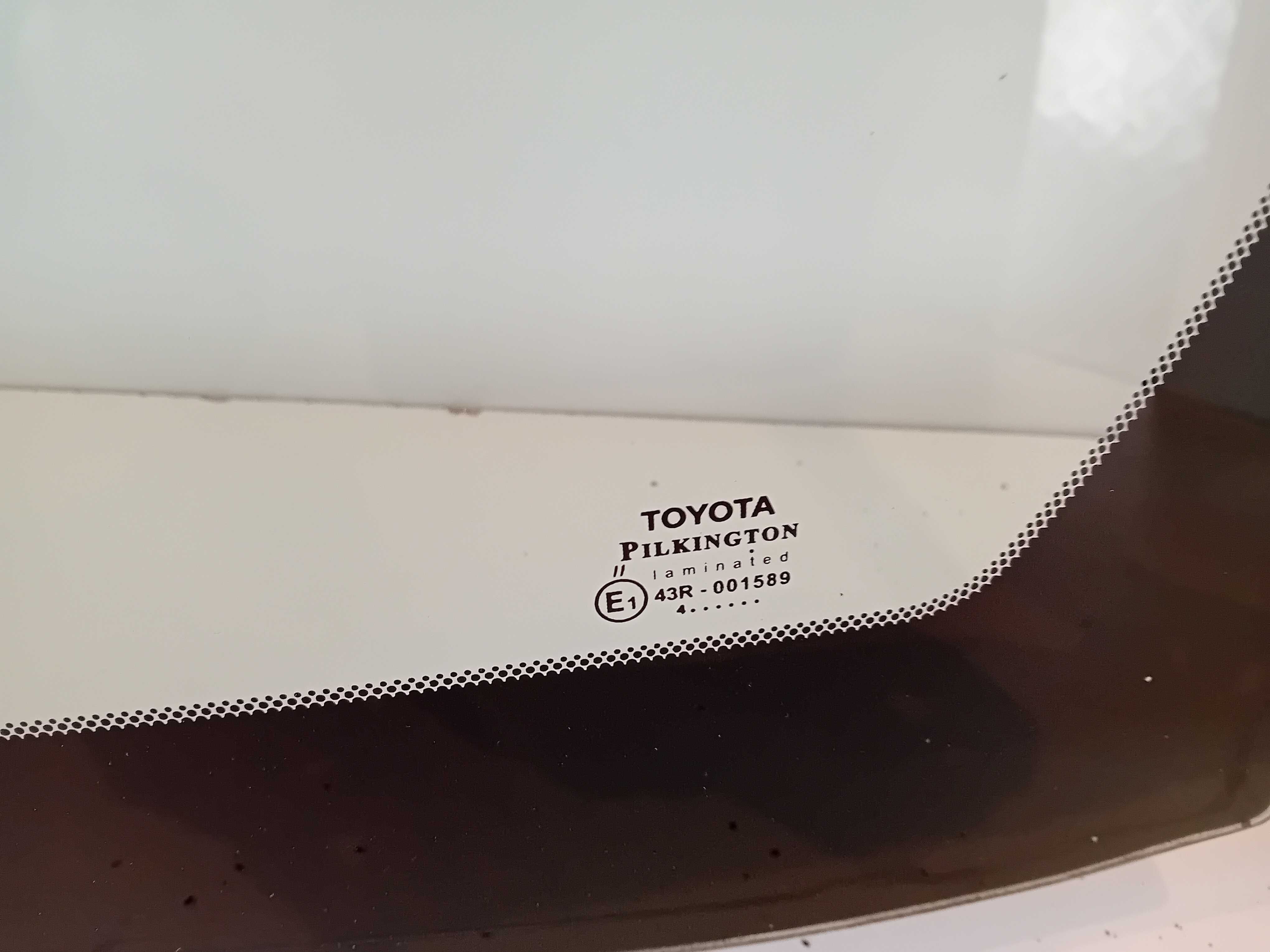 Szyba Przednia Toyota Yaris III 11/17 r Oryginał Toyota 15r