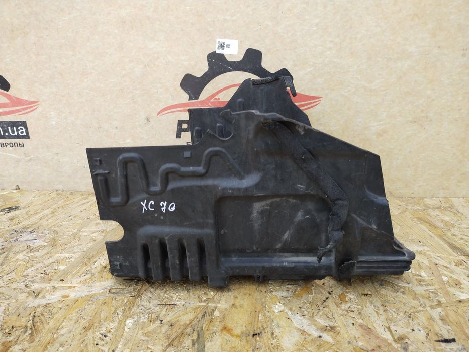Volvo XC70 II 2007-2016 XC60 Корпус під акумулятор площадка 31201040