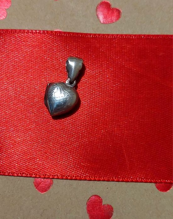 Sekretnik serce srebro 925 plus gratis :)