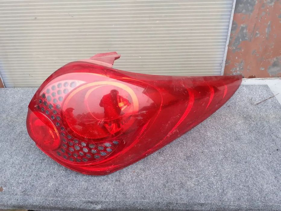 LAMPA TYŁ TYLNA PRAWA PEUGEOT 207 SW ORYGINAŁ WYSYŁKA!