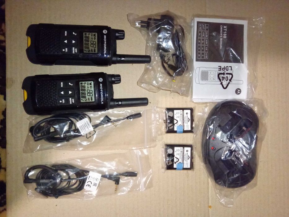 Радіостанції Motorola XT 180
