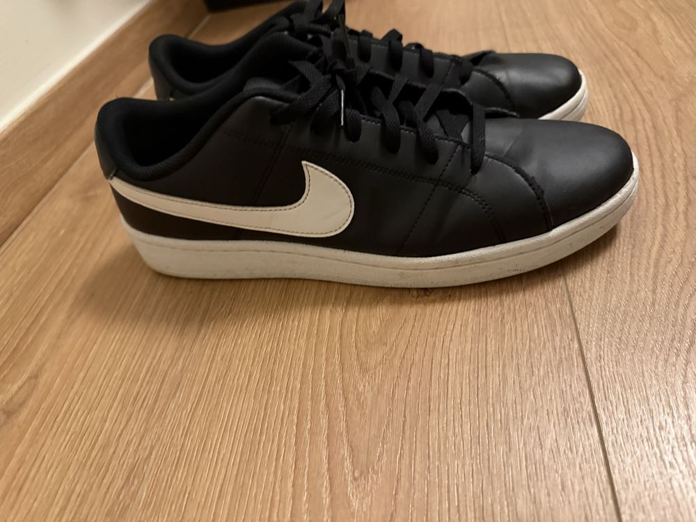 Tenis/sapatilhas nike e vans