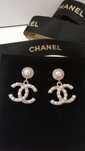 Brincos Chanel pérolas Novos