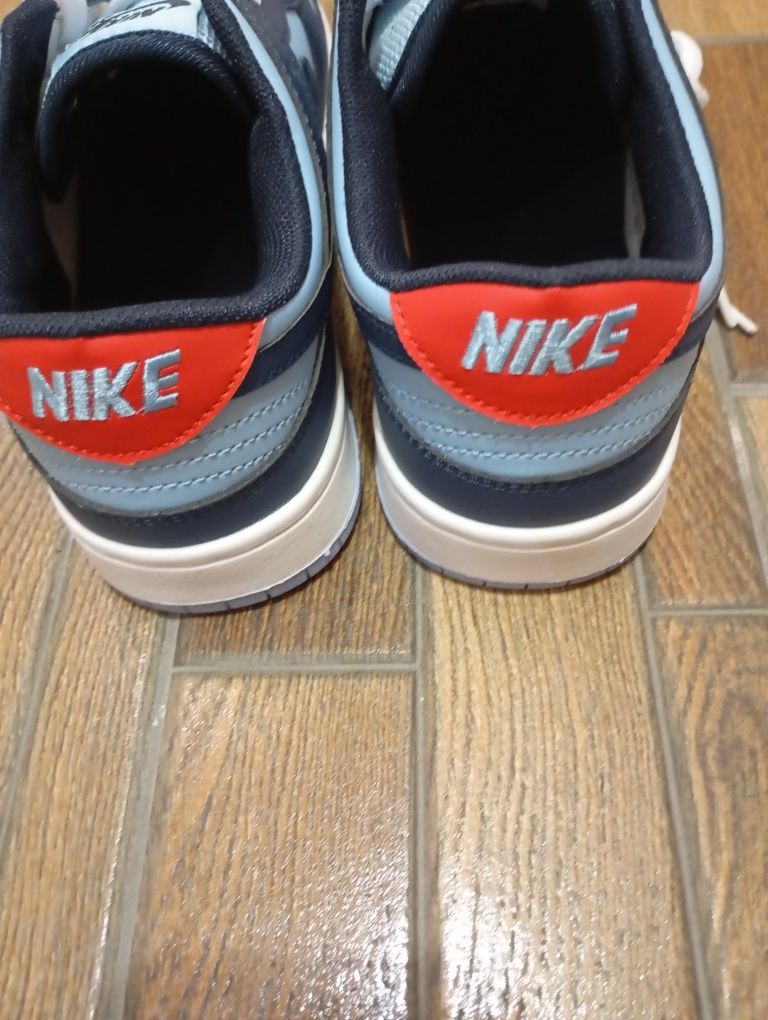 Кросівки Nike SB dank