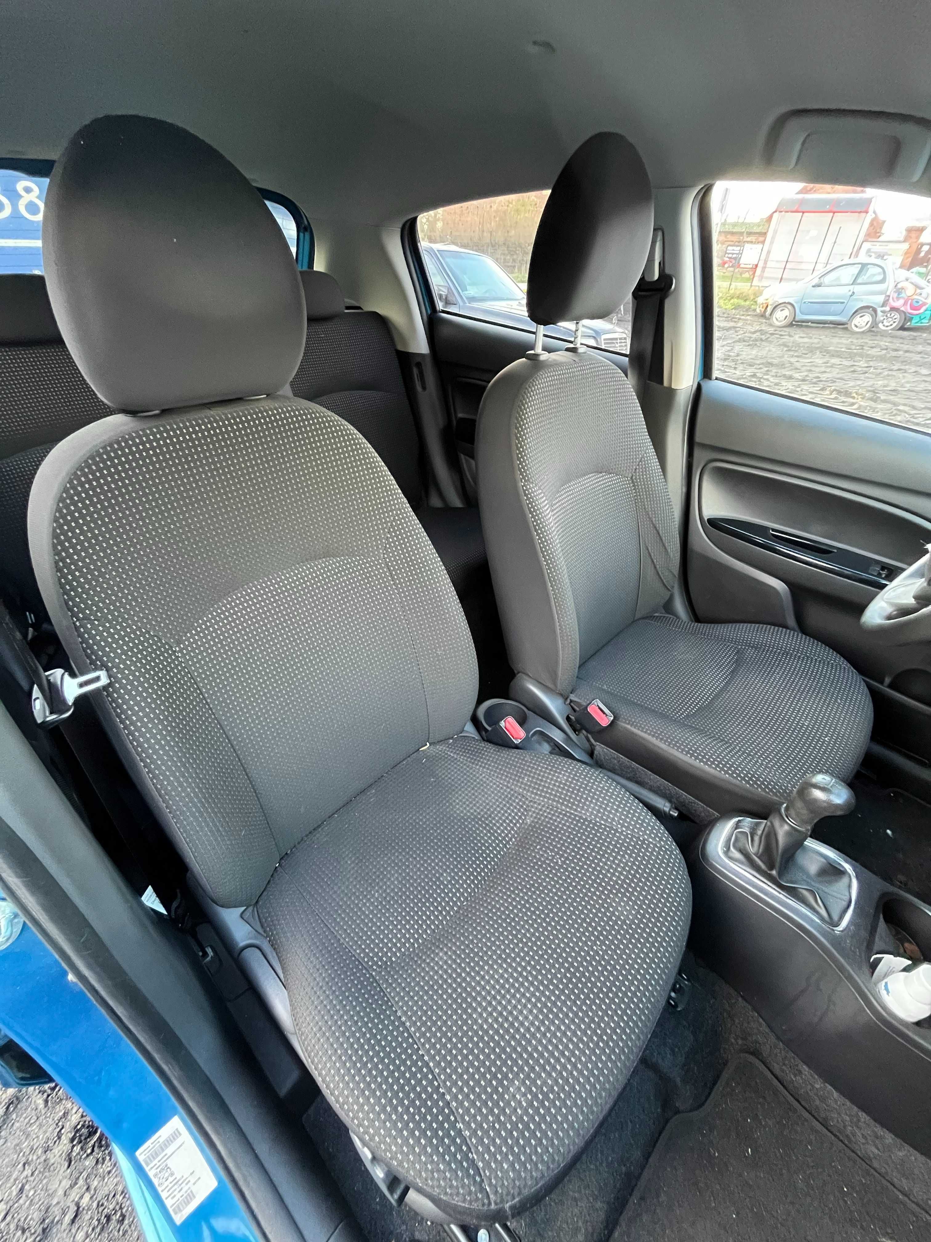 ćwiartka tył tylna mitsubishi space star 15r 1.2 lak T69