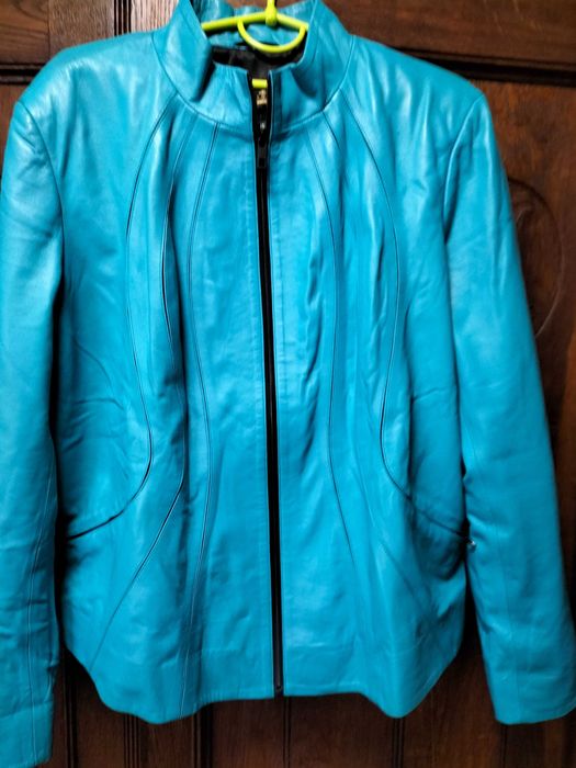 Куртки жіночі шкіряні розмір 54-56