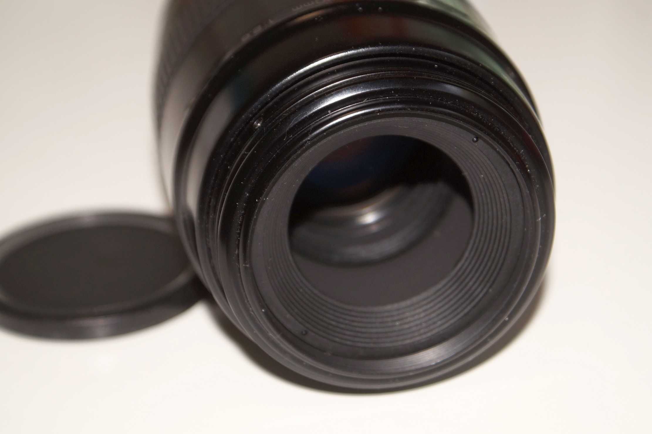 Canon EF 100 f/2.8 Macro - Bad AF