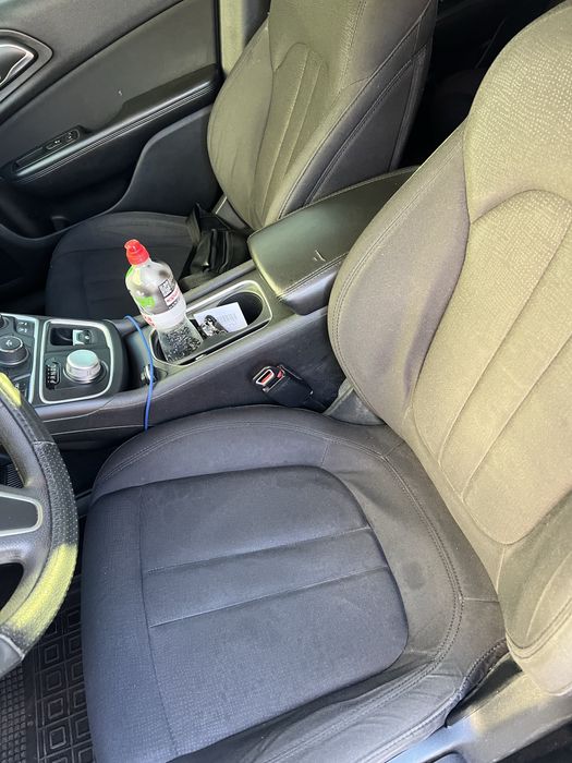 Продам авто chrysler 200