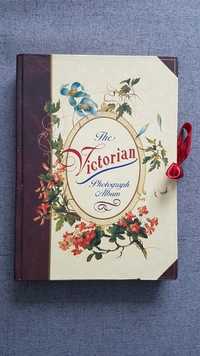 The Victorian photograph album fotograficzny vintage zdjęcia kwiaty