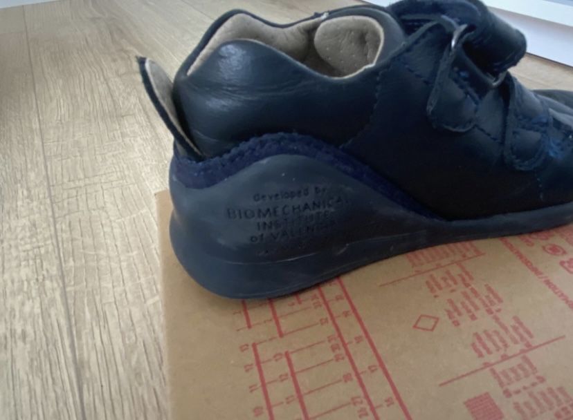 Buty dla niemowlaka