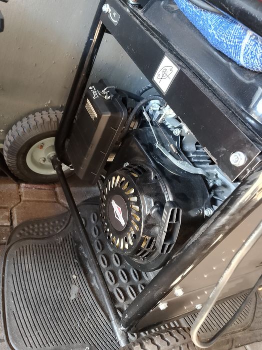 Agregat prądotwórczy używane kilka razy