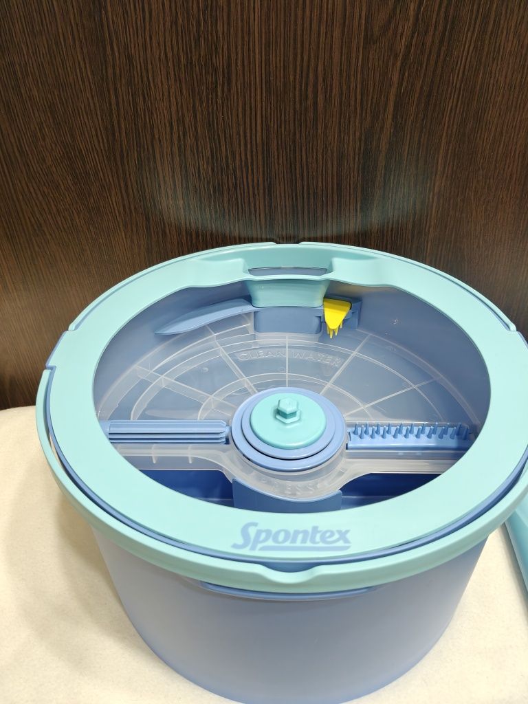Wiadro i mop obrotowy Spontex aqua revolution system