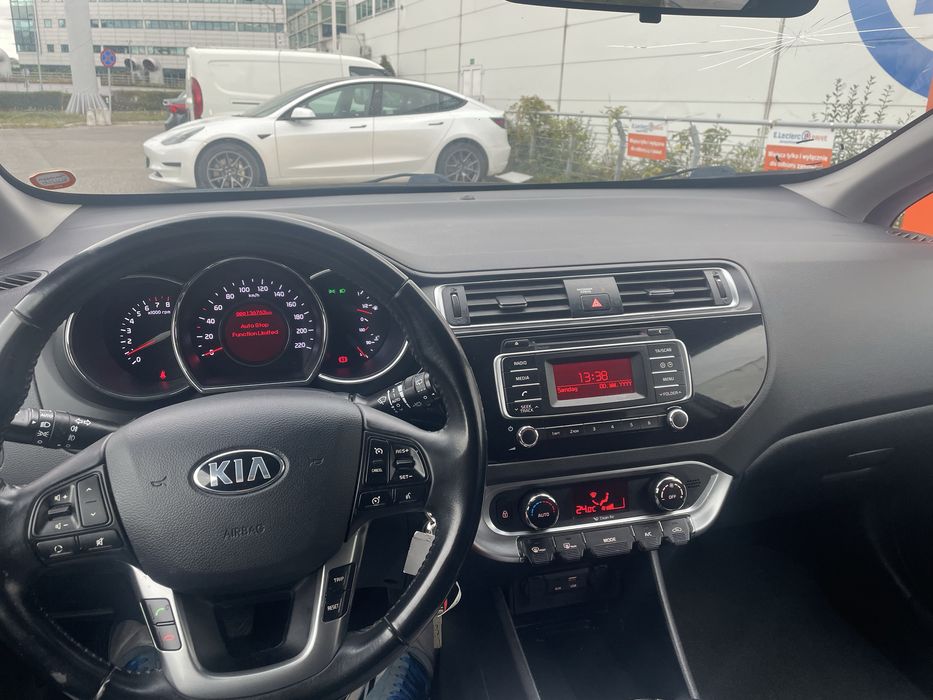 Kia rio 1.2 bezna bogate wyposarzenie maly orginalny przebieg z danii