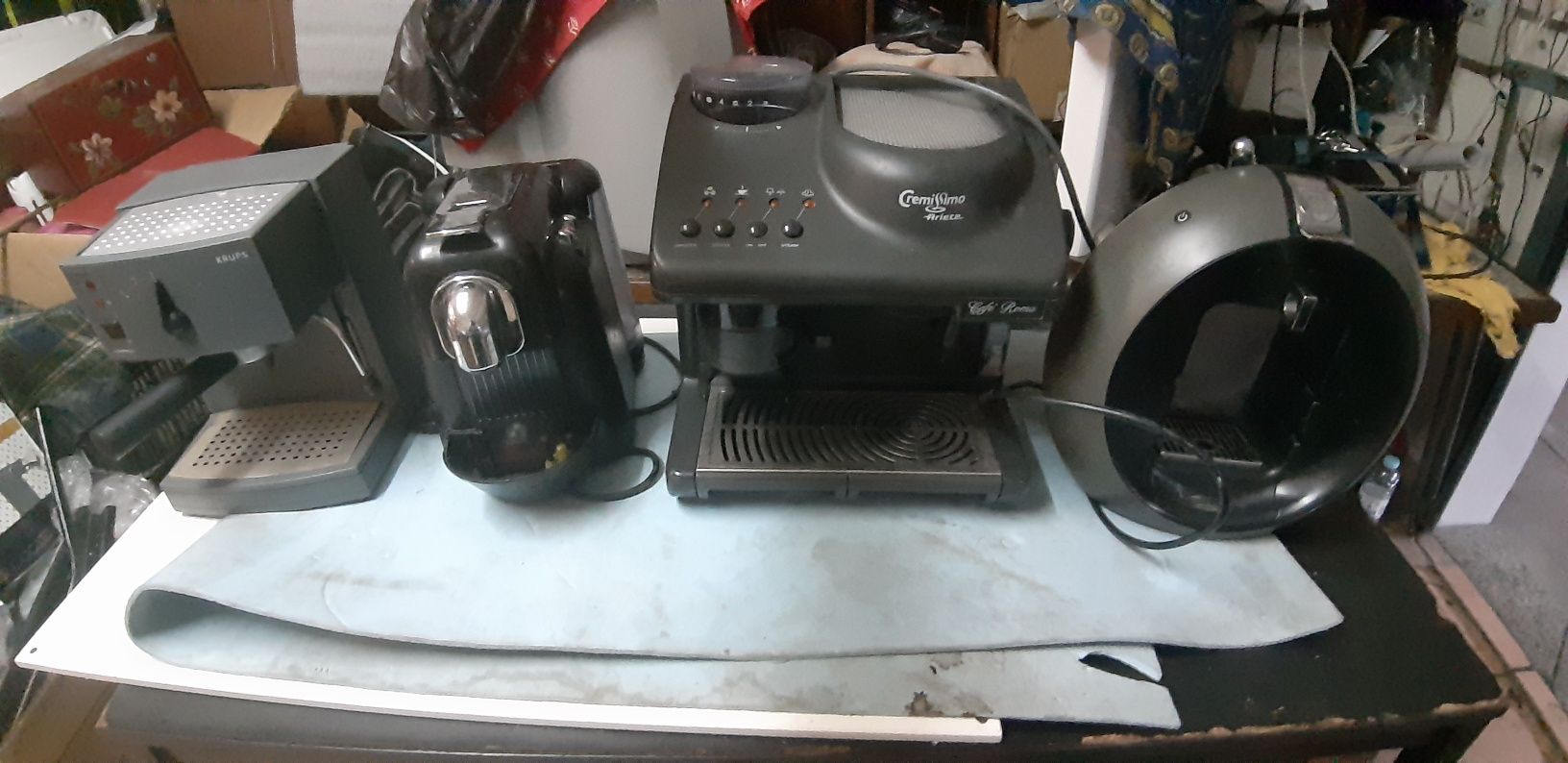 4 máquinas de café