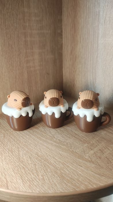 Іграшка Капібара в чашці