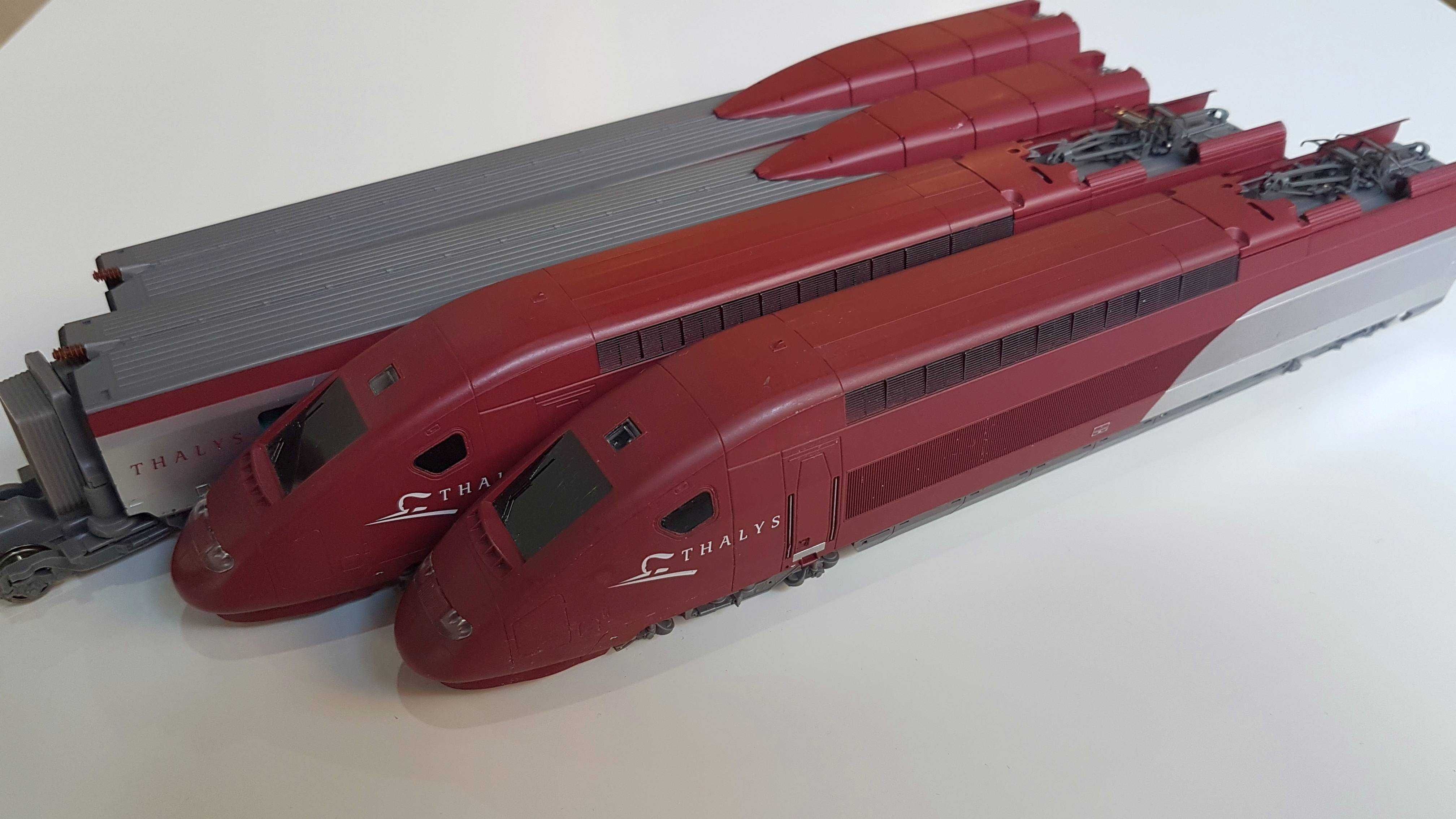 4 częściowy zestaw Lima Thalys skala H0 + zestaw 4 x obudowa TGV H0