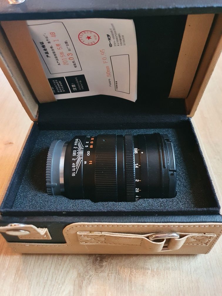 Mitakon 50mm f0.95 sony-e mount