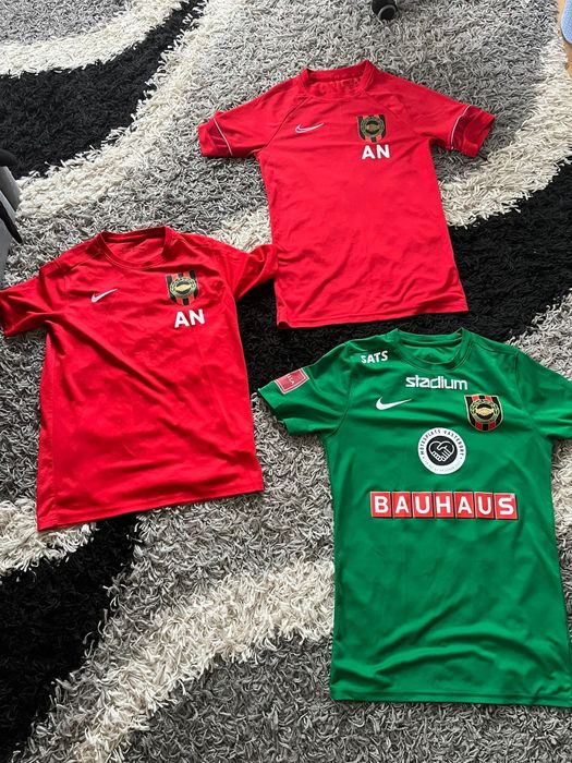Trzy koszulki Nike klubowe piłkarskie S 158/170
