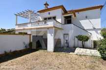 Moradia T4+1| Garagem | Jardim e piscina | Vila Nova de Poiares, Coimb