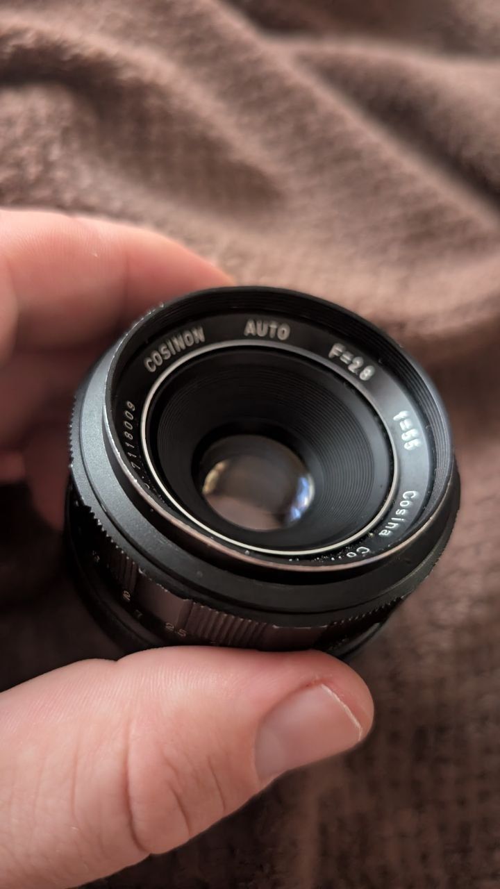 Об'єктив Cosinon Cosina F=55, f=2.8