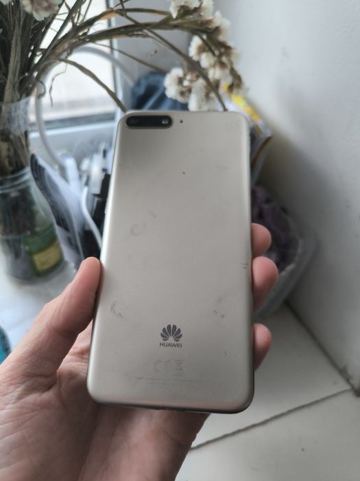 Huawei Y6  (ATU-L21)