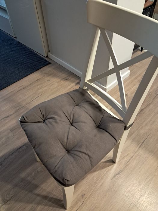 COMO NOVO - Mesa sala jantar + 6 cadeiras marca ikea