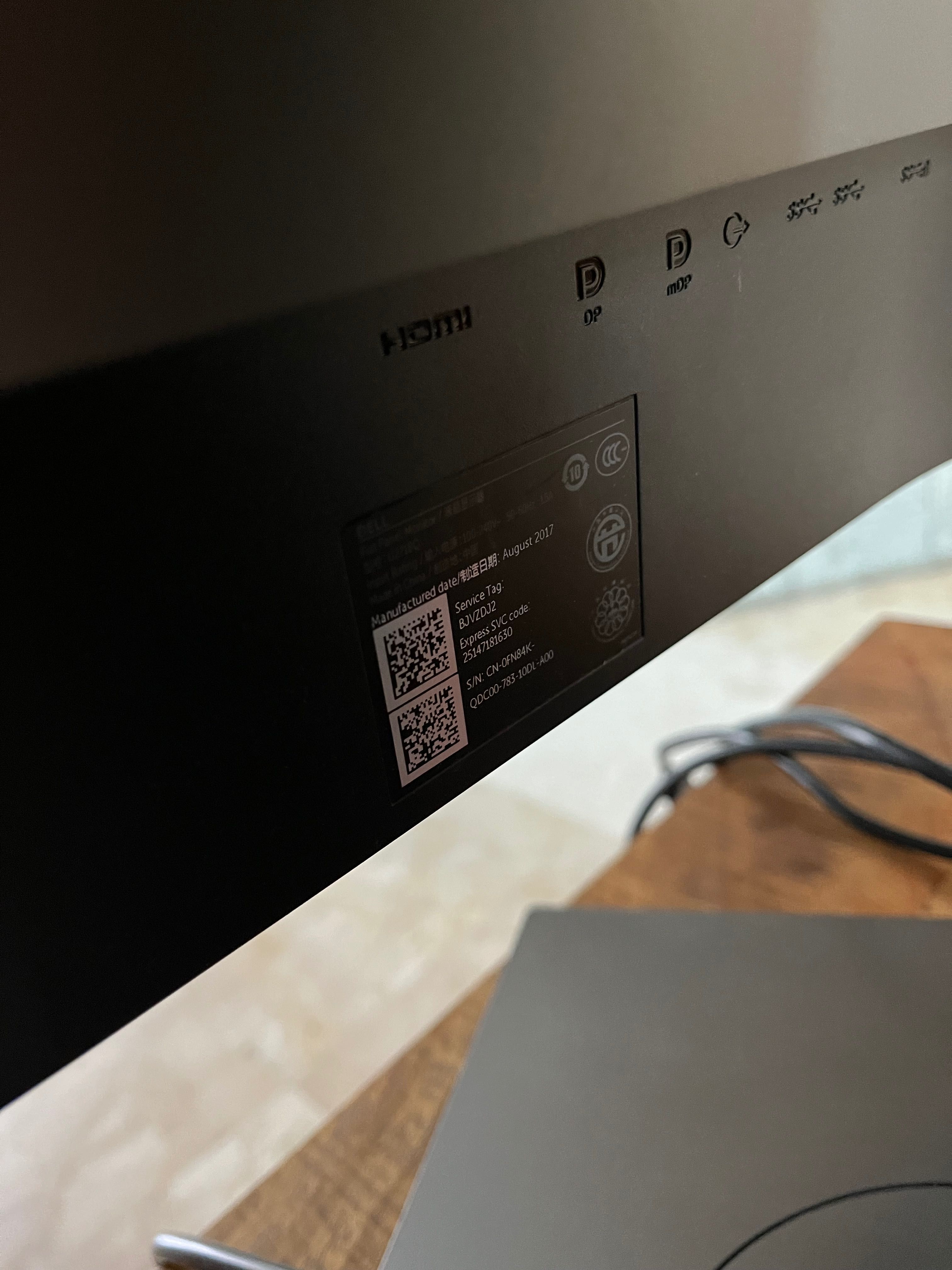 Monitor Dell Ultra Sharp 27” 4K, jak nowy, komplet.