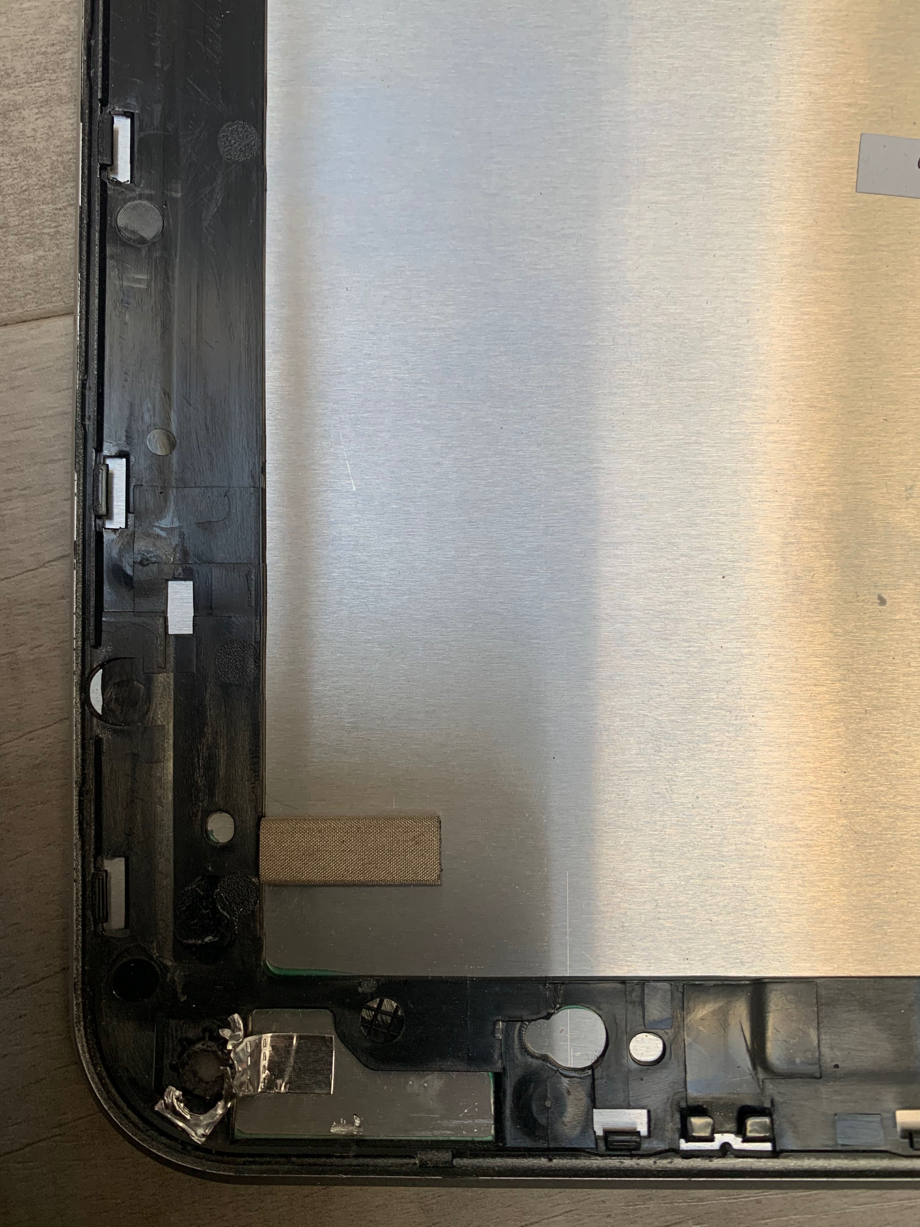 Klapa matrycy HP Envy Touchsmart 4-1130ew