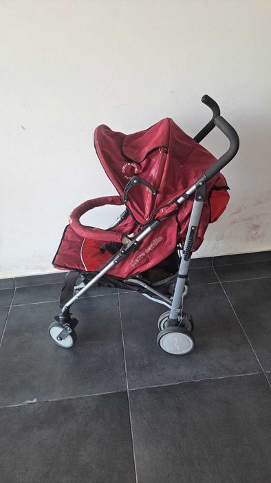 Carrinho de Passeio Pierre Cardin