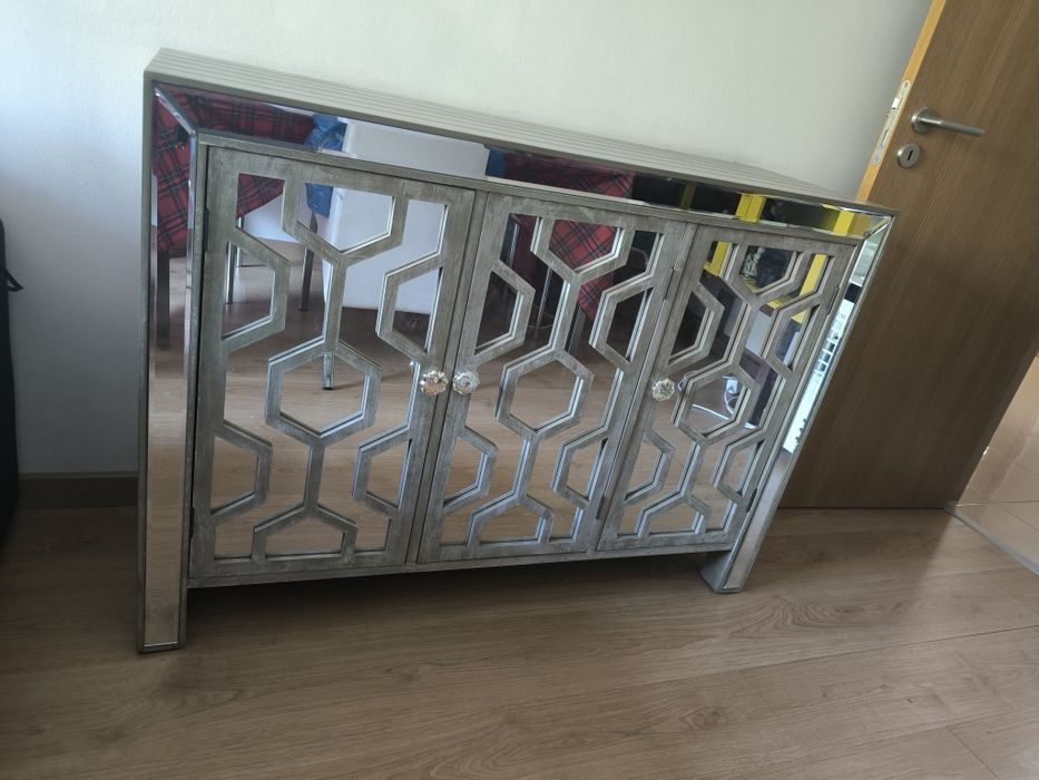 Móvel aparador rústico