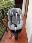 Fotelik Maxi Cosi Pearl Pro 2 i-Size z bazą Maxi Cosi FamilyFix 2