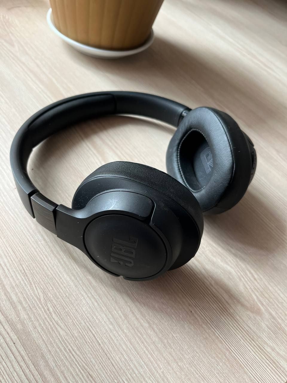 Навушники JBL TUNE 720BT Black