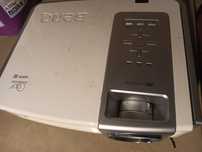 Projektor BenQ PE7700 uszkodzony