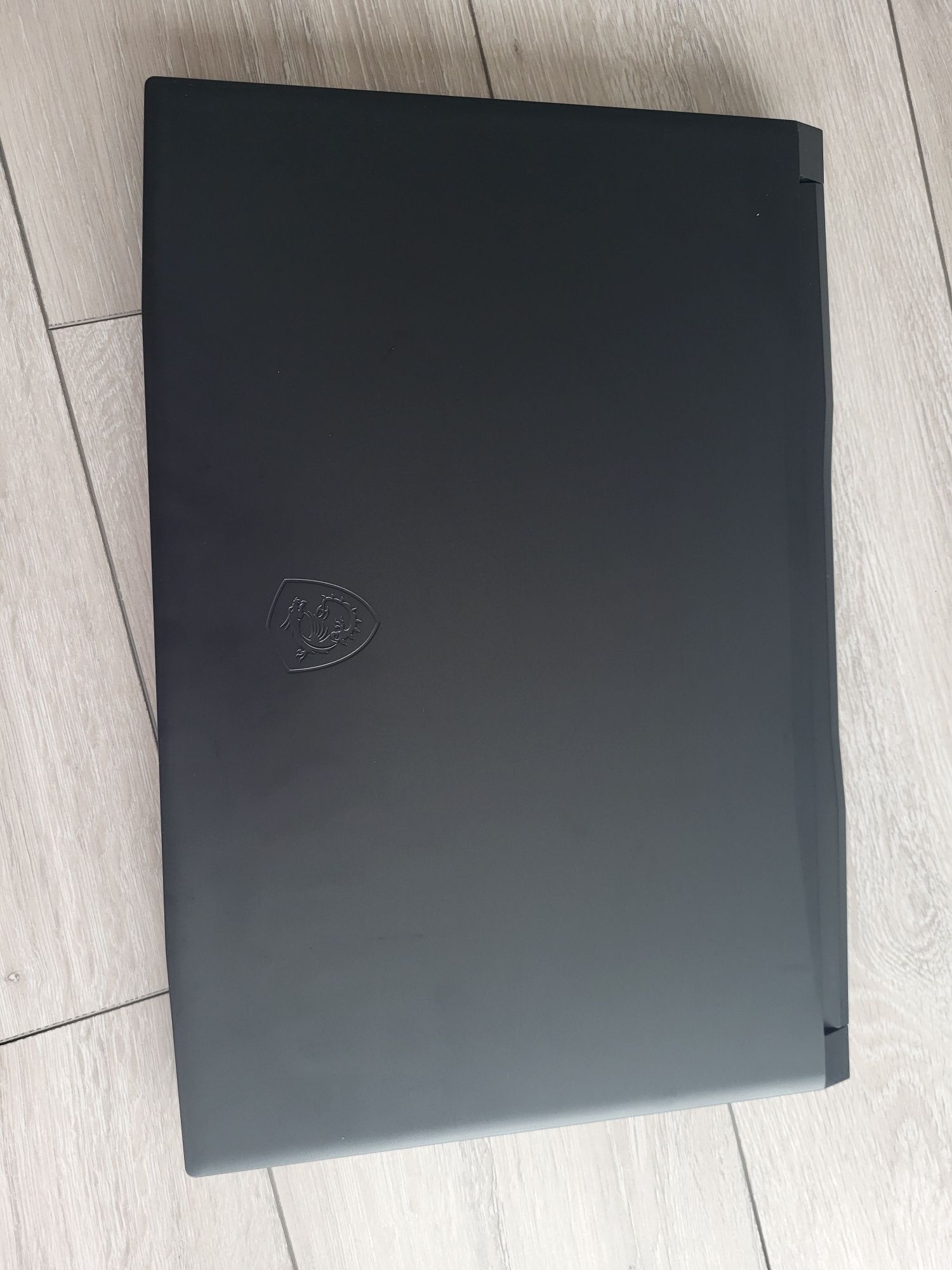 Laptop MSI Katana GF76 11UE-245XPL