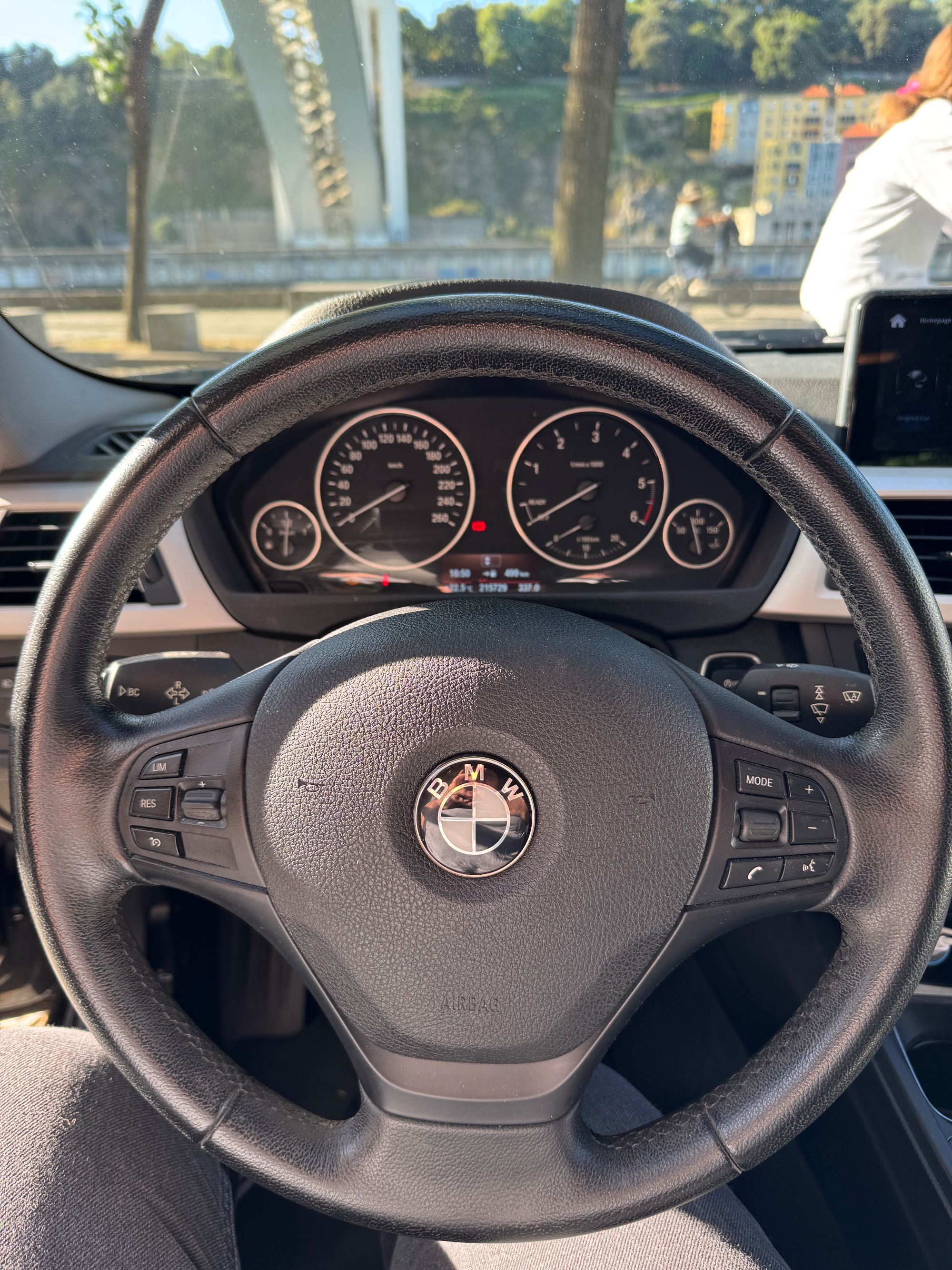 BMW Série 3 316d F30 2014