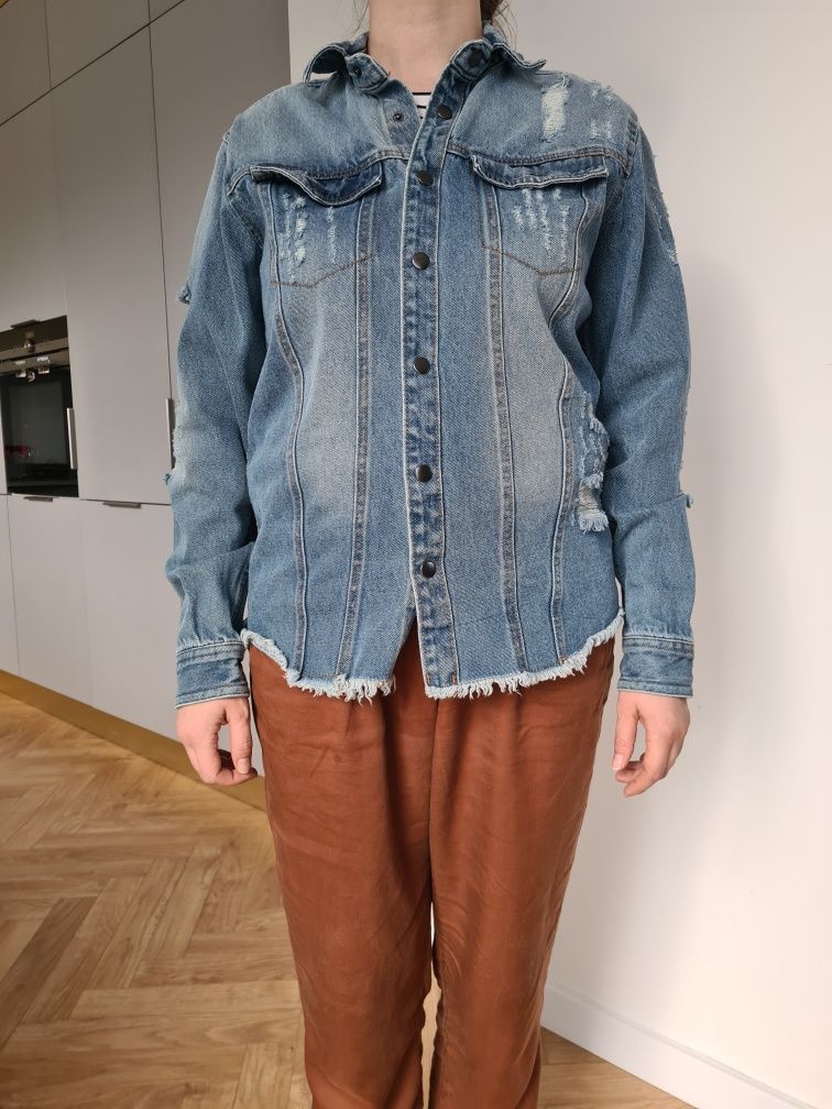 Jeansowa kurtka damska Redefined Rebel M dziury zatrzaski niebie