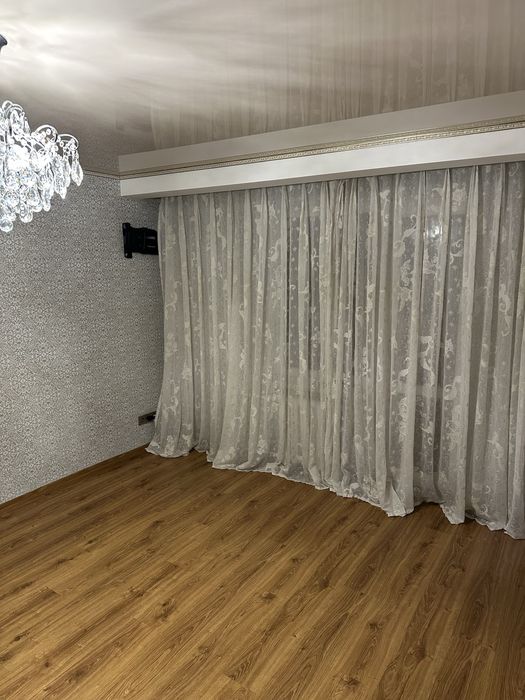 Оренда 2-кімнатної квартири на 4 Зарічному